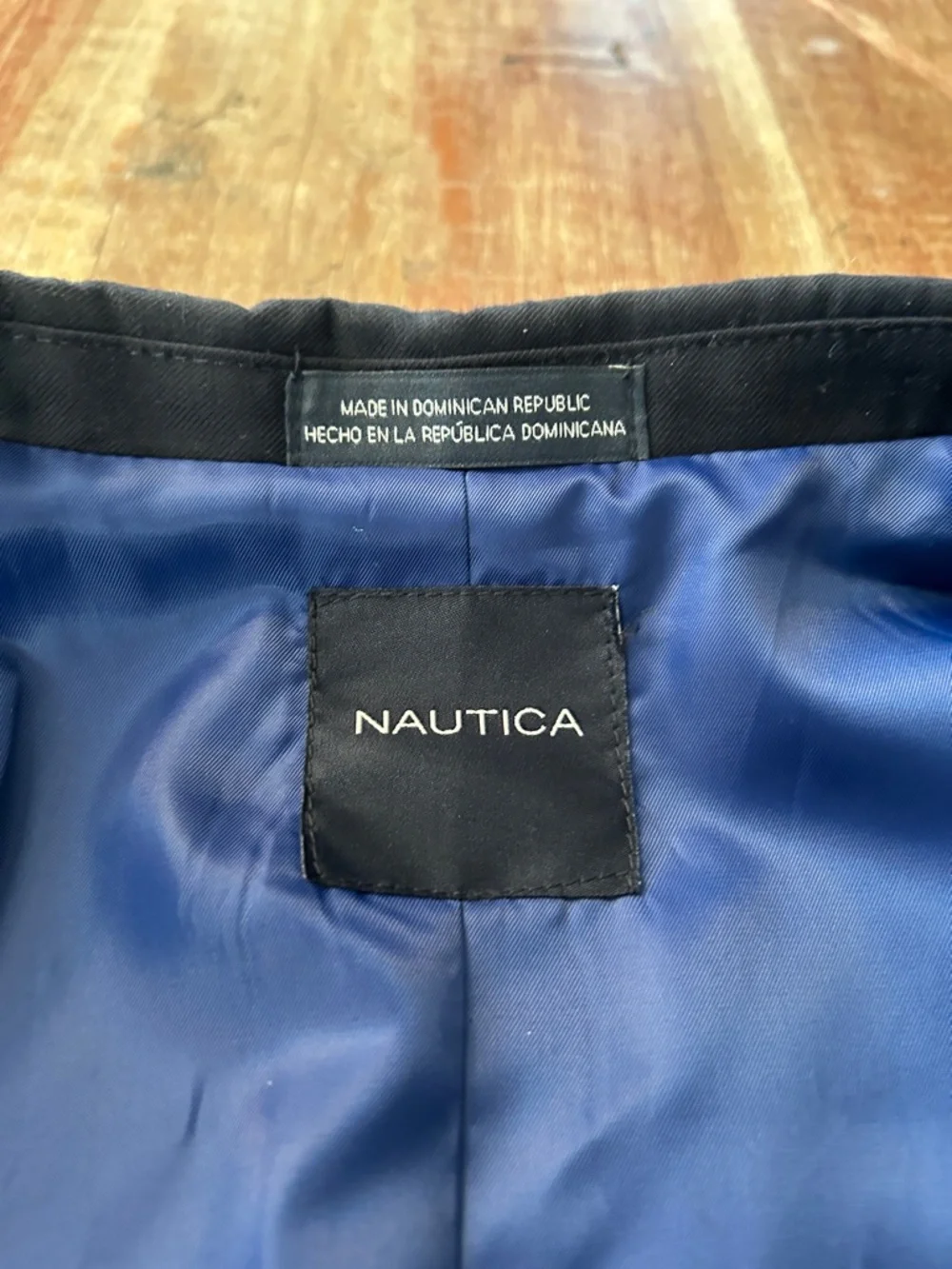 Nautica Navy Blazer with Gold Buttons: Youth 18/Men’s S - Picture 9 of 14